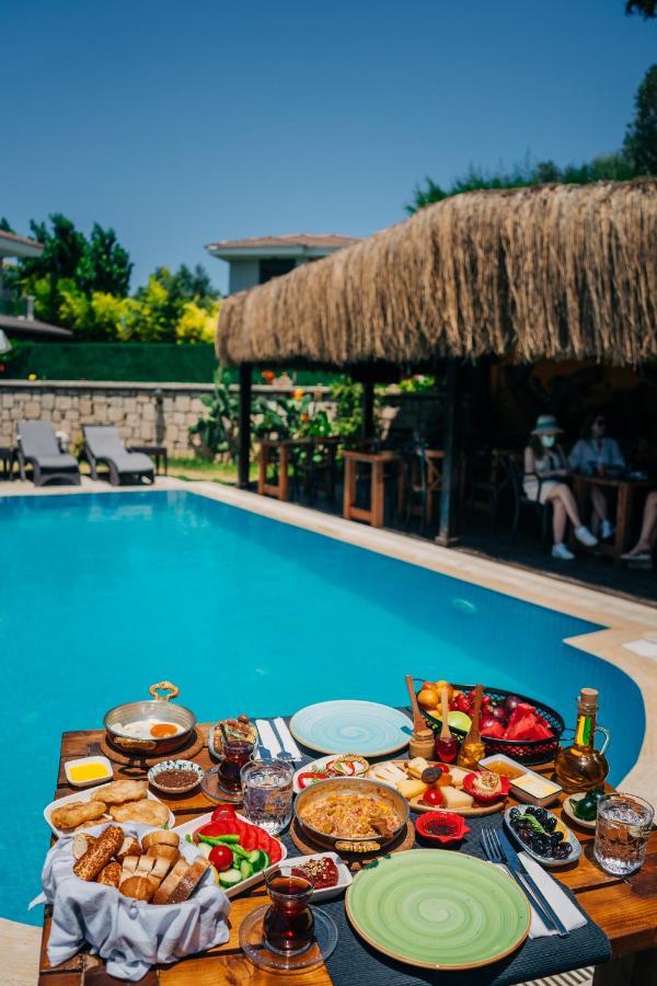 Pupa Alacati Butik Otel Çeşme Buitenkant foto