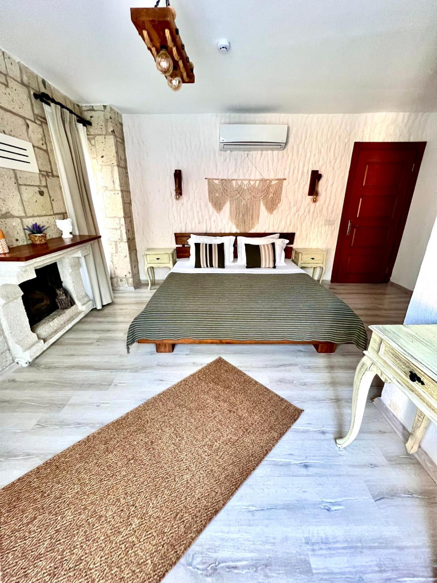 Pupa Alacati Butik Otel Çeşme Buitenkant foto